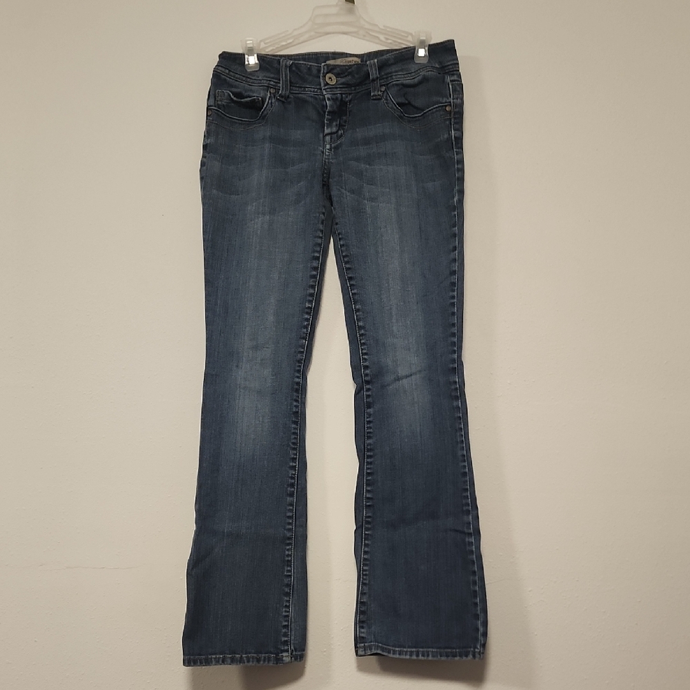 Refuge Blue Boot Cut Jeans with Flattering Silhouette